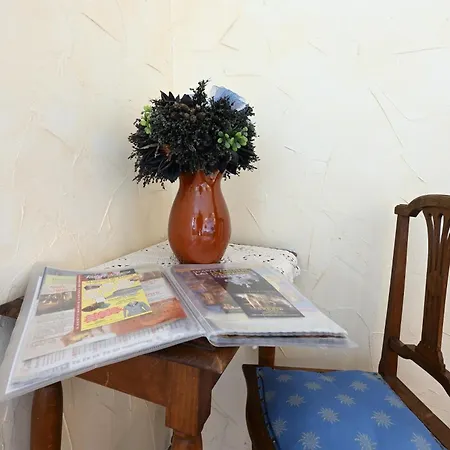Les Hélianthèmes Bed and breakfast 3*