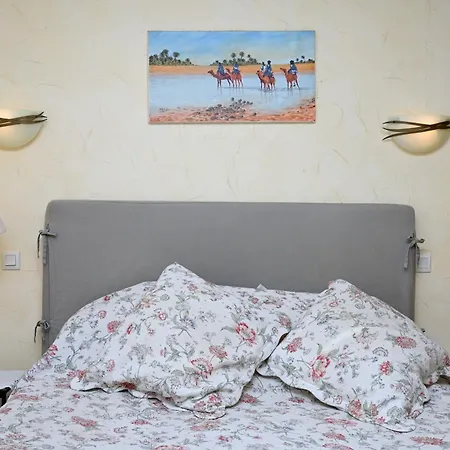Les Hélianthèmes 3* Guchen