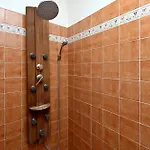 Les Hélianthèmes Bed & Breakfast Guchen