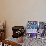 Les Hélianthèmes Bed & Breakfast 3*