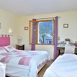 Les Helianthemes Bed & Breakfast Guchen