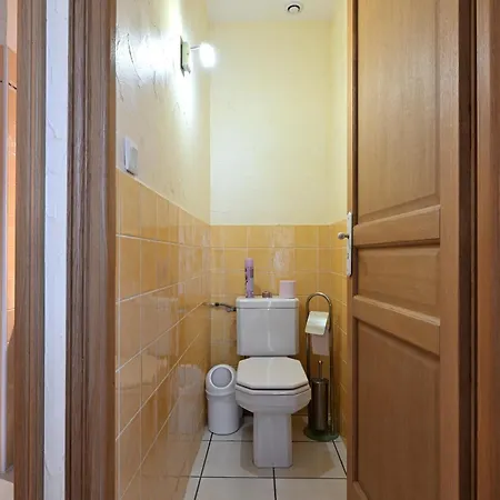 Les Helianthemes Bed & Breakfast 3*