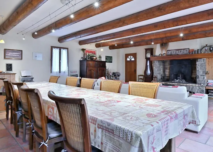 Les Helianthemes Bed & Breakfast