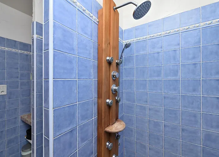 Les Helianthemes Bed & Breakfast Guchen