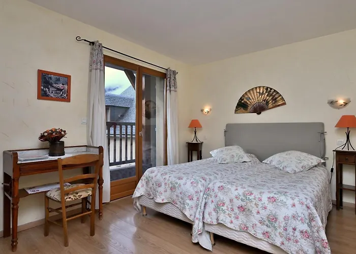 Les Helianthemes Bed & Breakfast