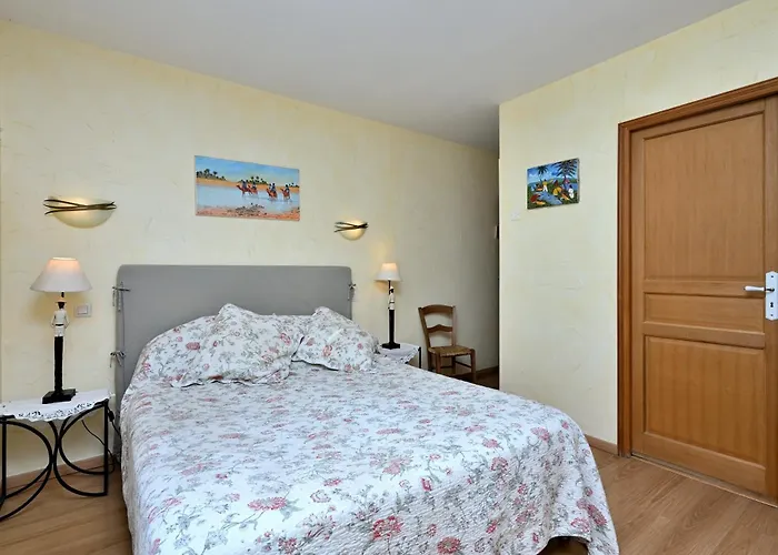 Les Helianthemes Bed & Breakfast